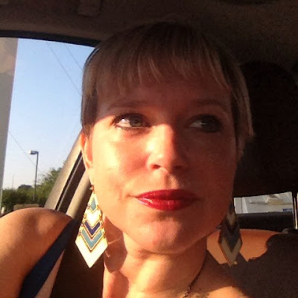 Meet your Posher, Stephanie